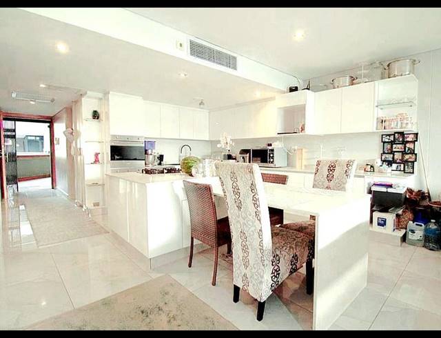 3 BEDROOM APARTMENT FOR SALE IN UMHLANGA RIDGE
